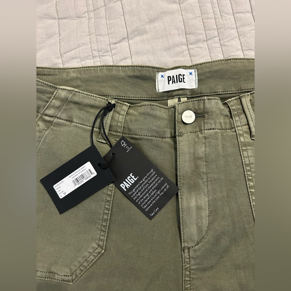 PAIGE Mayslie Straight Leg Pants in Vintage Ivy Green - Picture 4 of 7